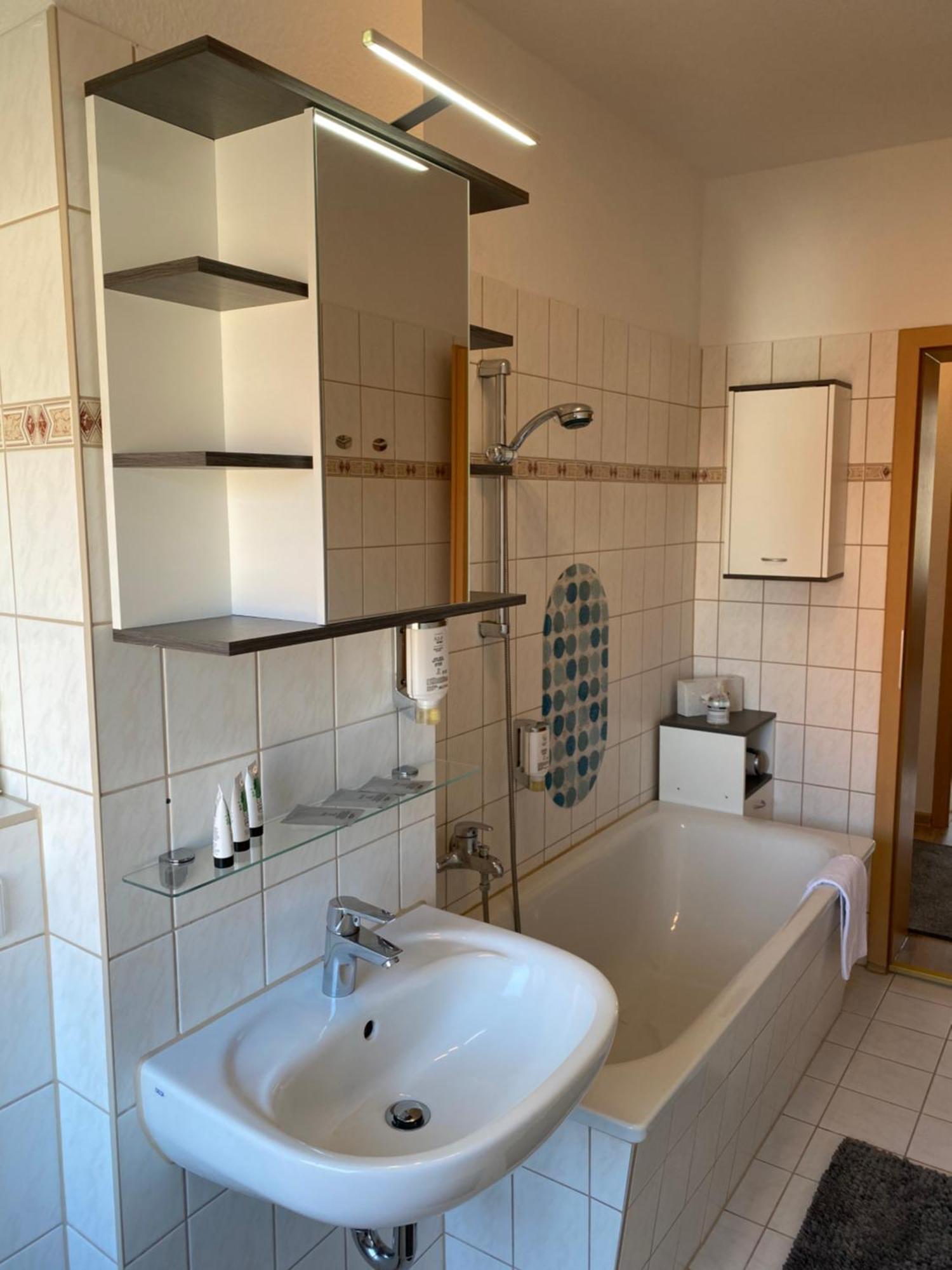 Viadrina Rooms & Apartments Frankfurt-Oder Am Park Im Zentrum Frankfurt  Bagian luar foto
